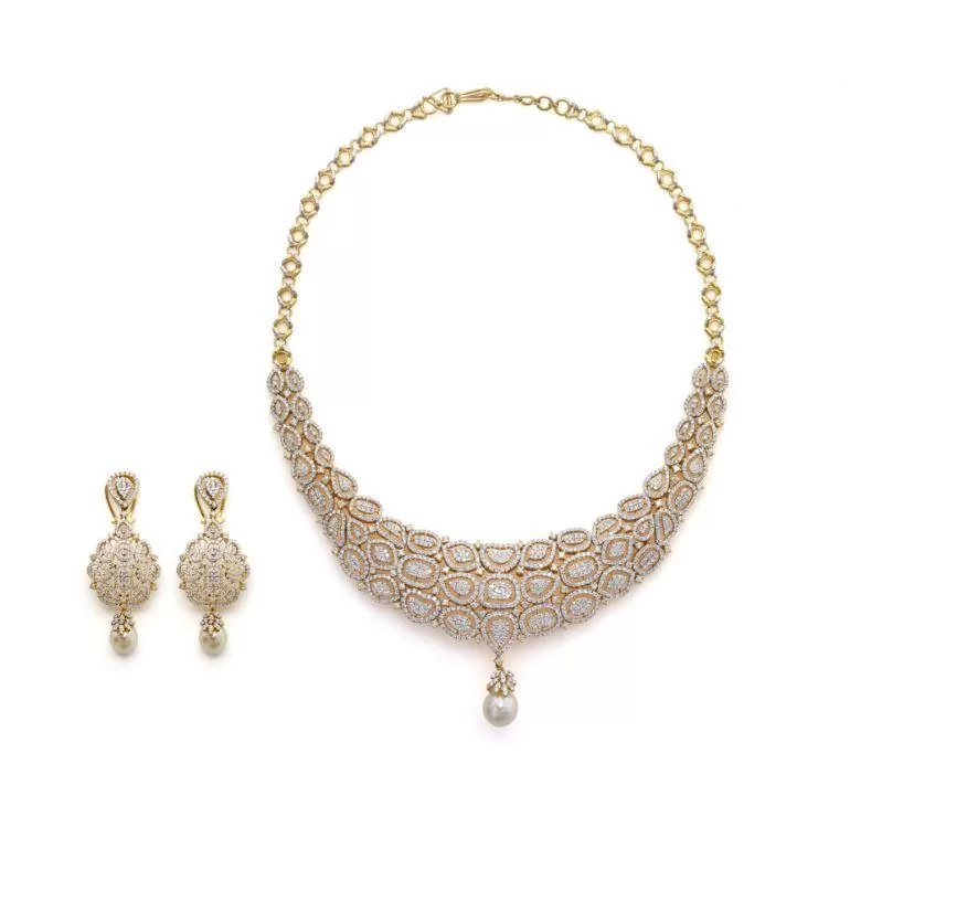 18K Yellow Gold Diamond Necklace Set W/ 16.37ct VVS Diamonds, Drop Pearl & Heavy Paisley Design