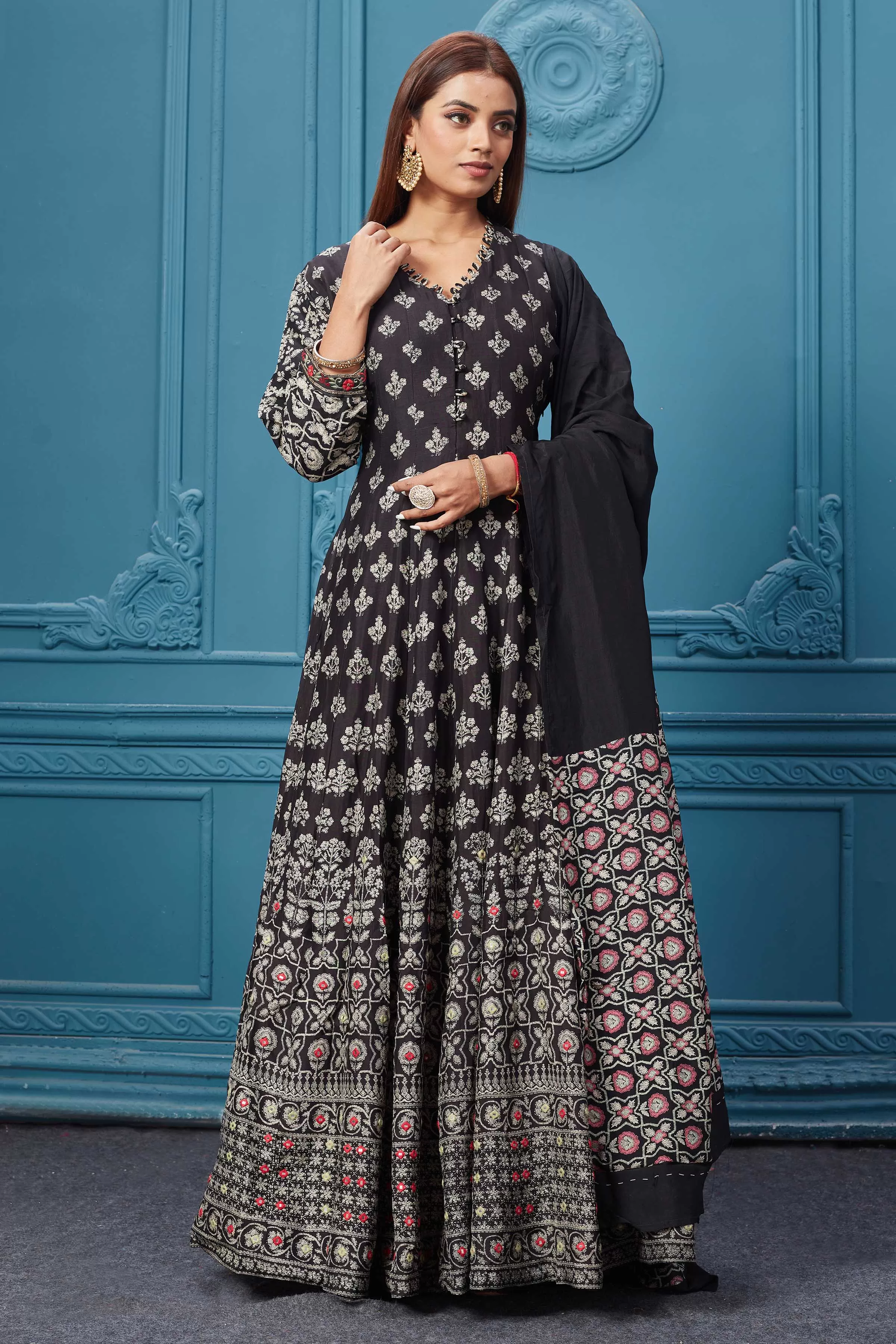 510022 Beautiful Black Anarkali Suit Set