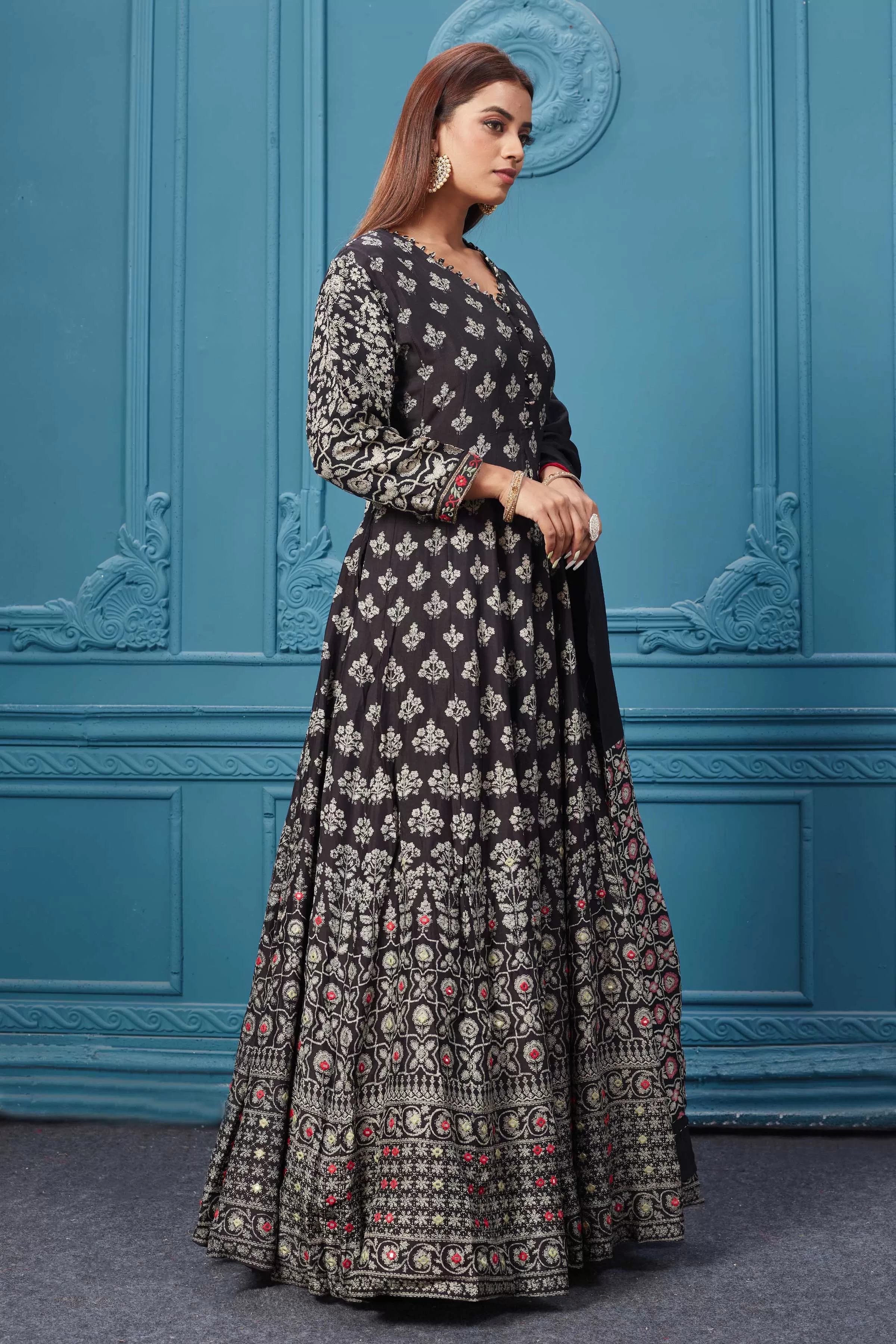 510022 Beautiful Black Anarkali Suit Set