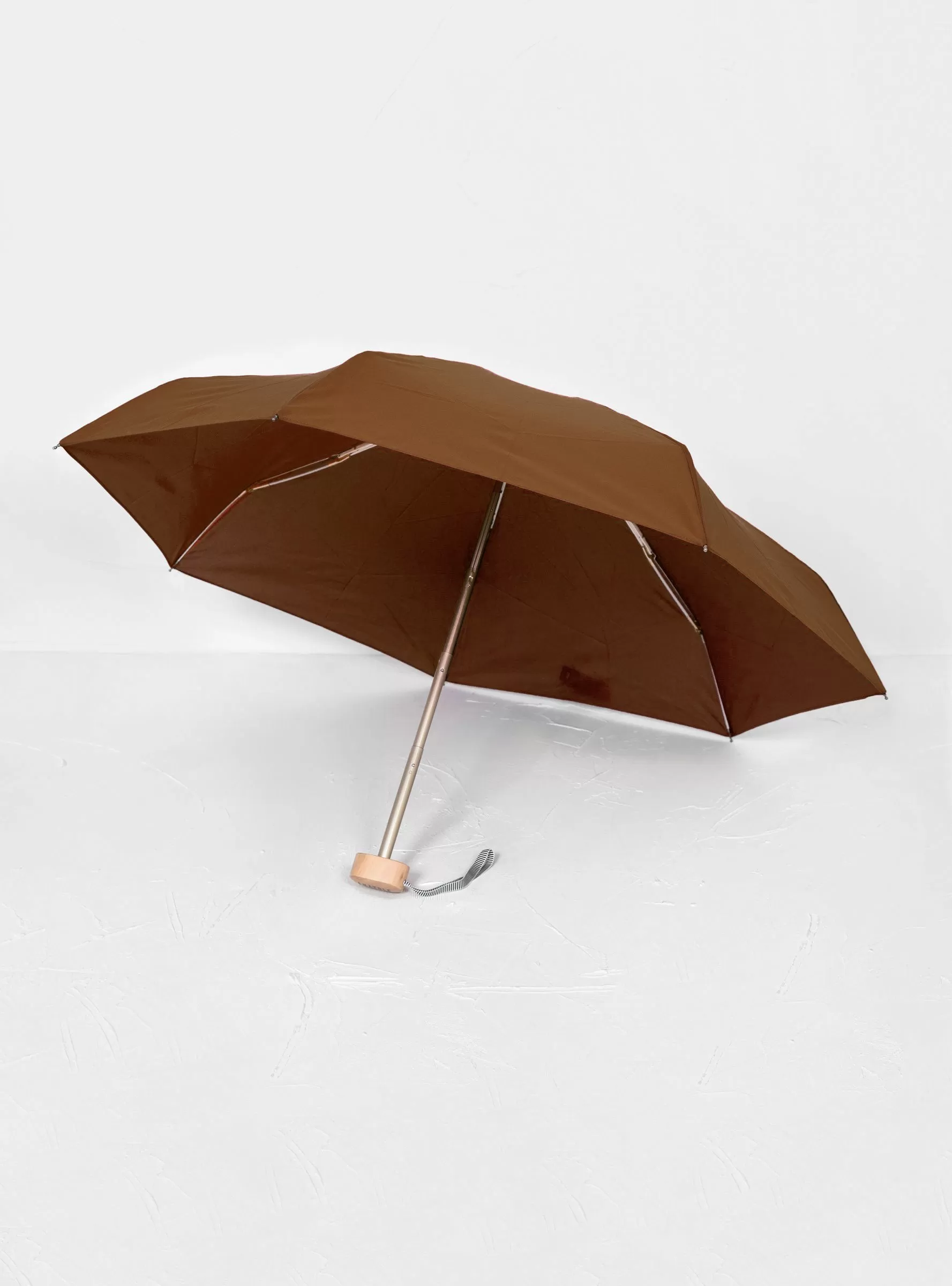 Augustine Umbrella Caramel