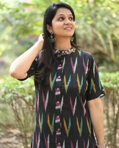 Black Cotton Ikkat Print Kurti Pant Set