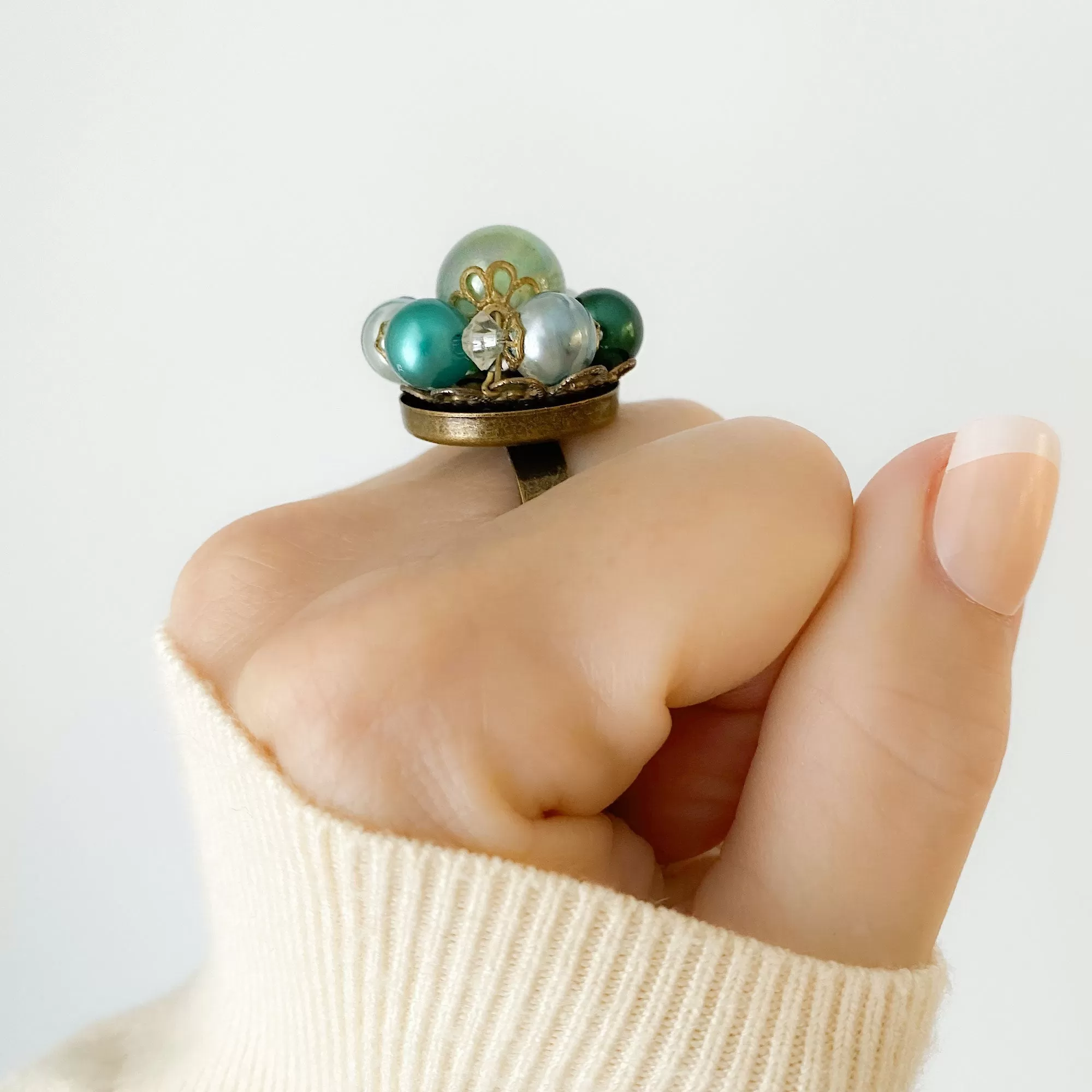 CORDOVA green pearl cocktail ring