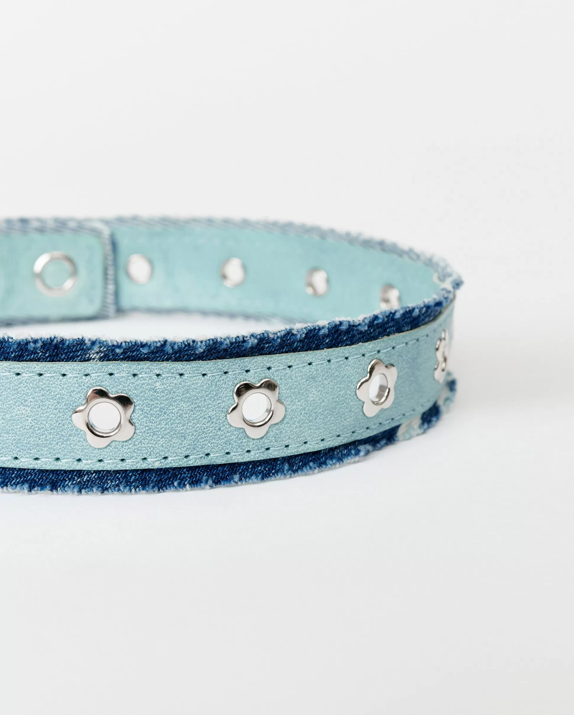 DENIM FLOWER CHOKER / INDIGO