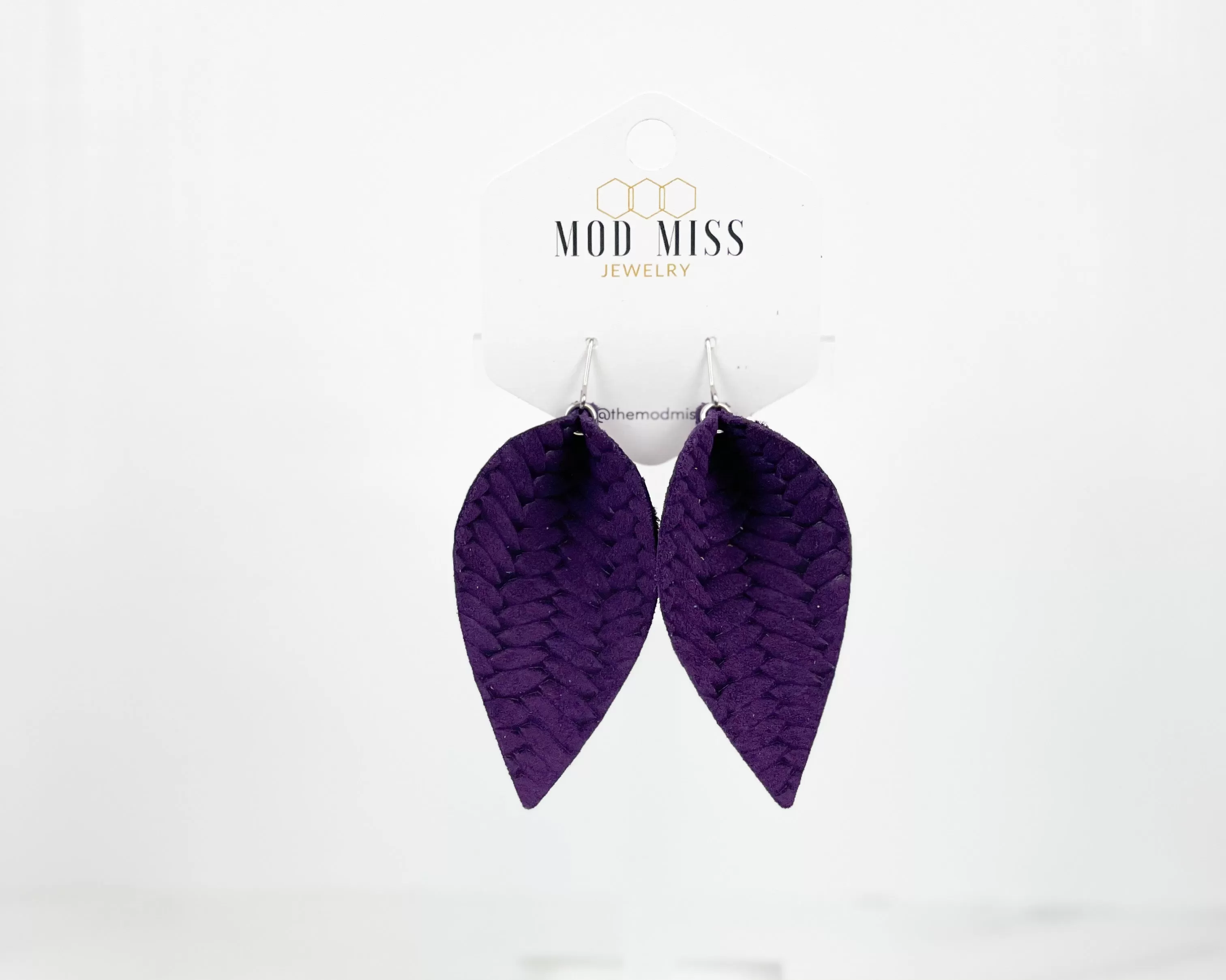 Leather Petal Earring Weaved Dark Purple