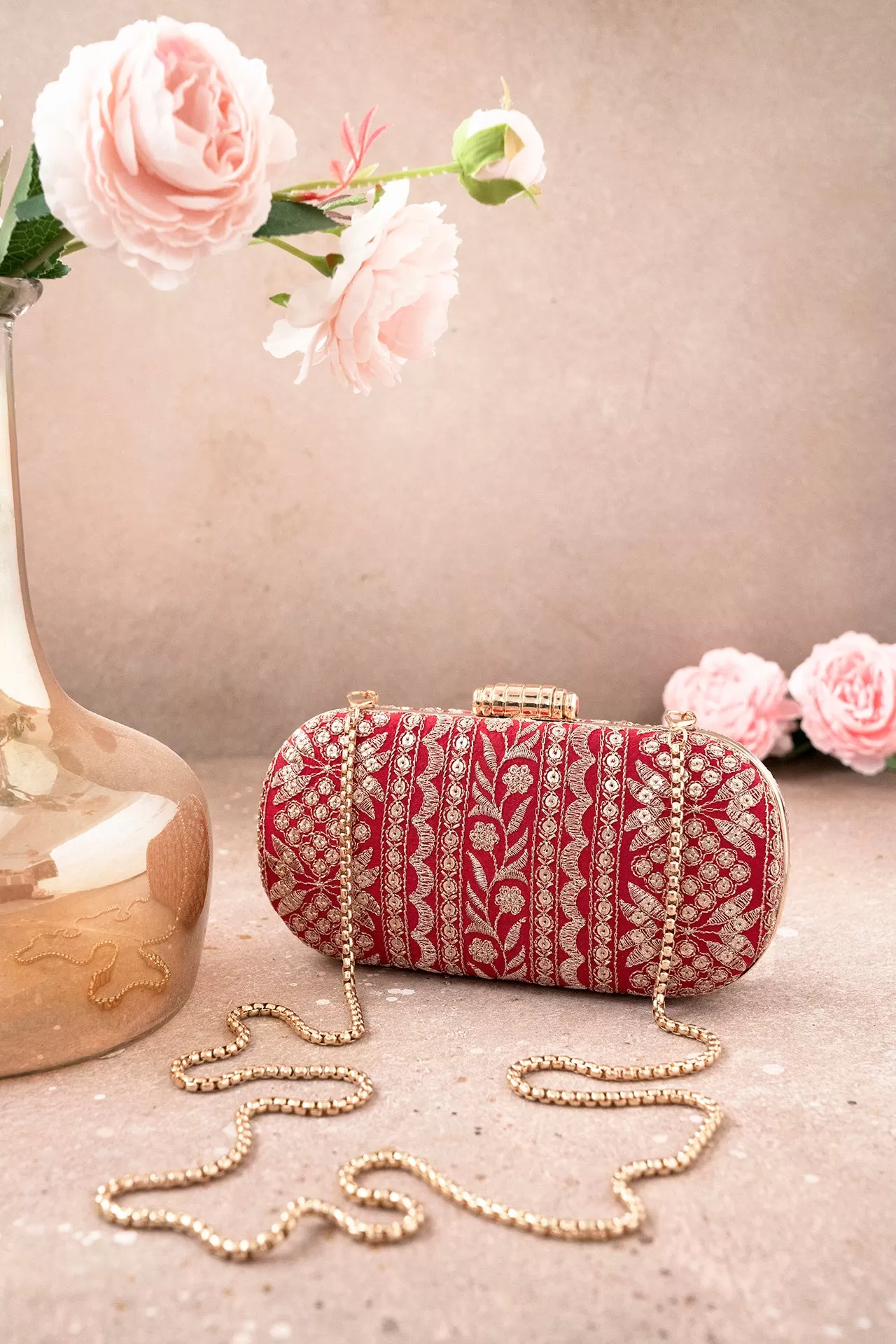 Mirai Embroidered Clutch - Red