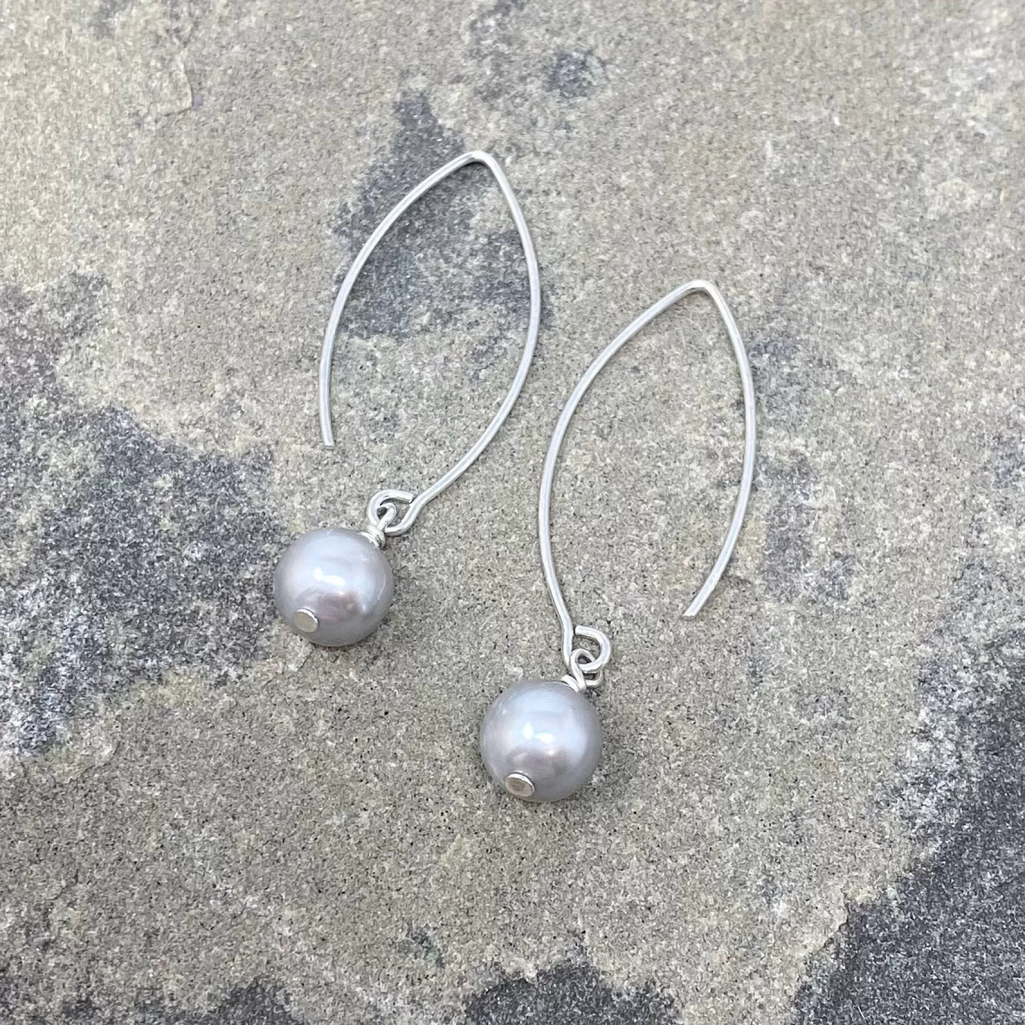 NYAH grey freshwater pearl sterling earrings