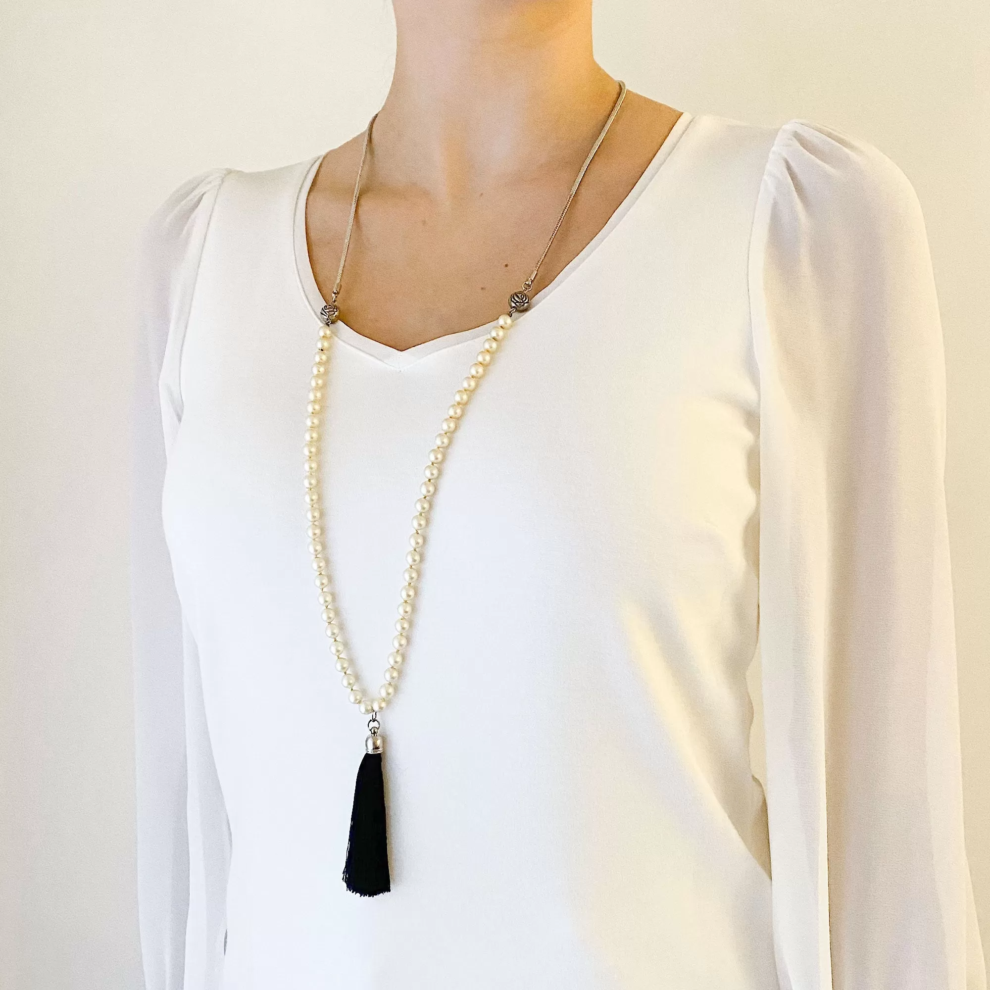 QUESTA pearl and tassel necklace