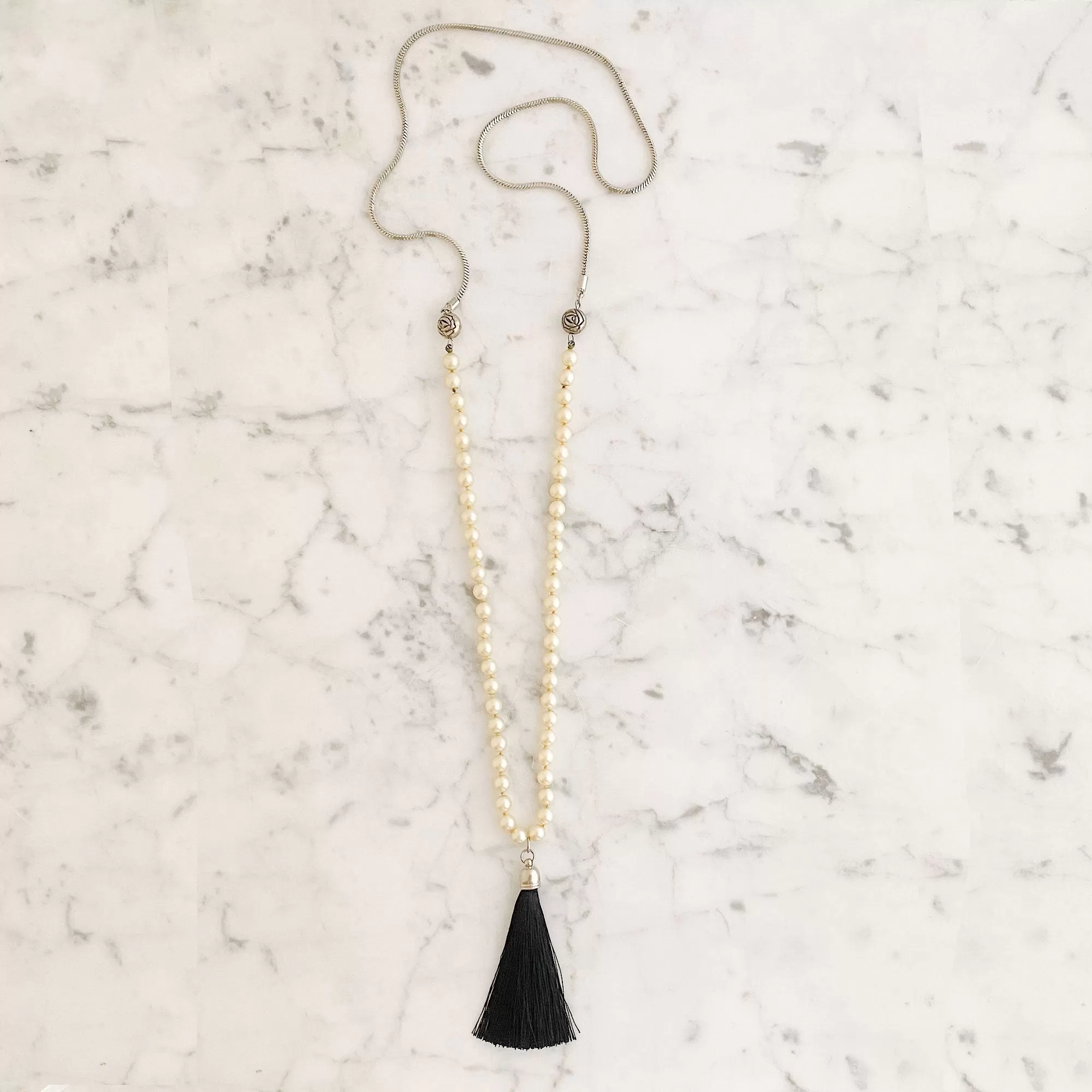 QUESTA pearl and tassel necklace