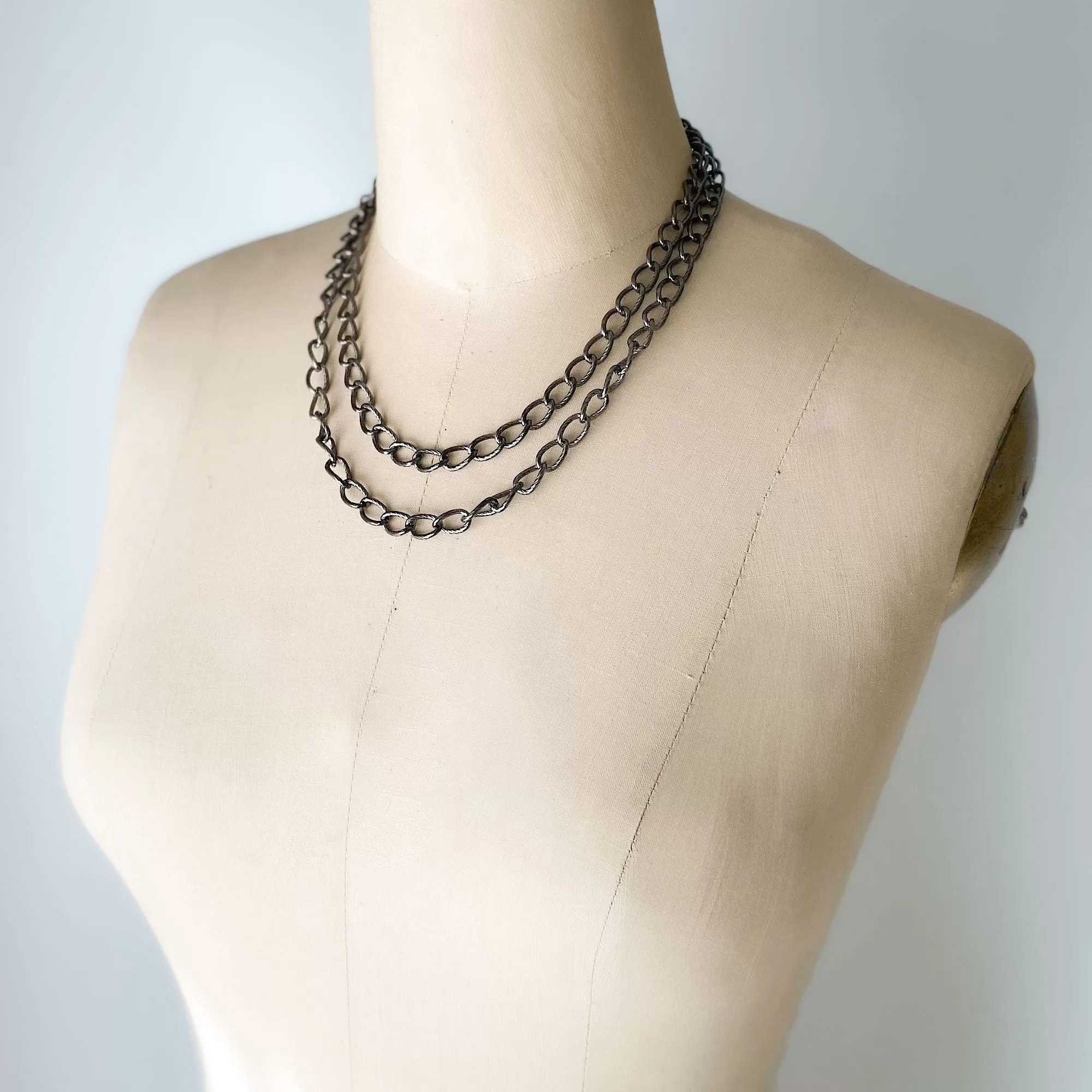 SALVATORE vintage gun metal chain belt