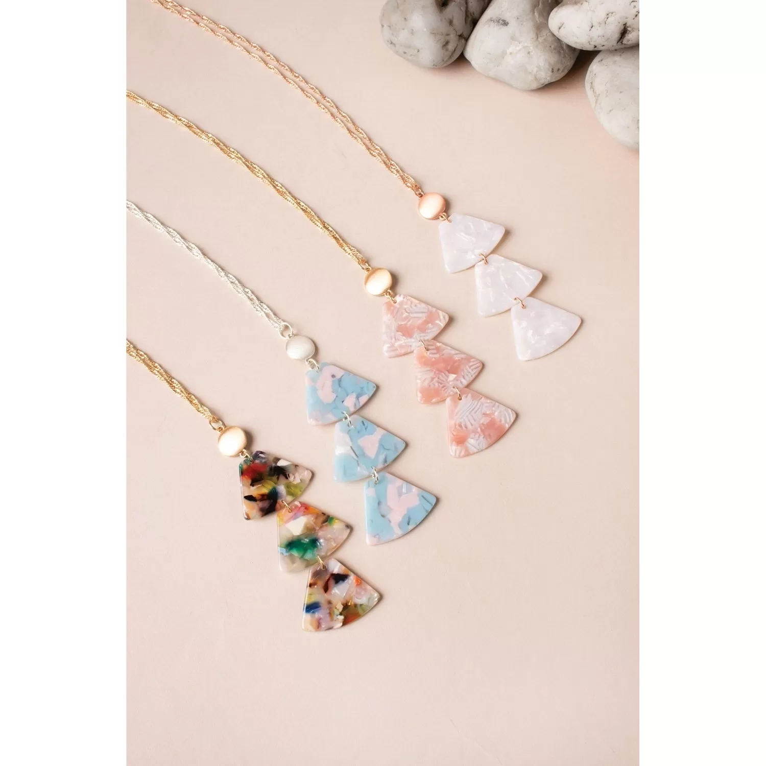 Simply Noelle Feelin Groovy Necklace - White