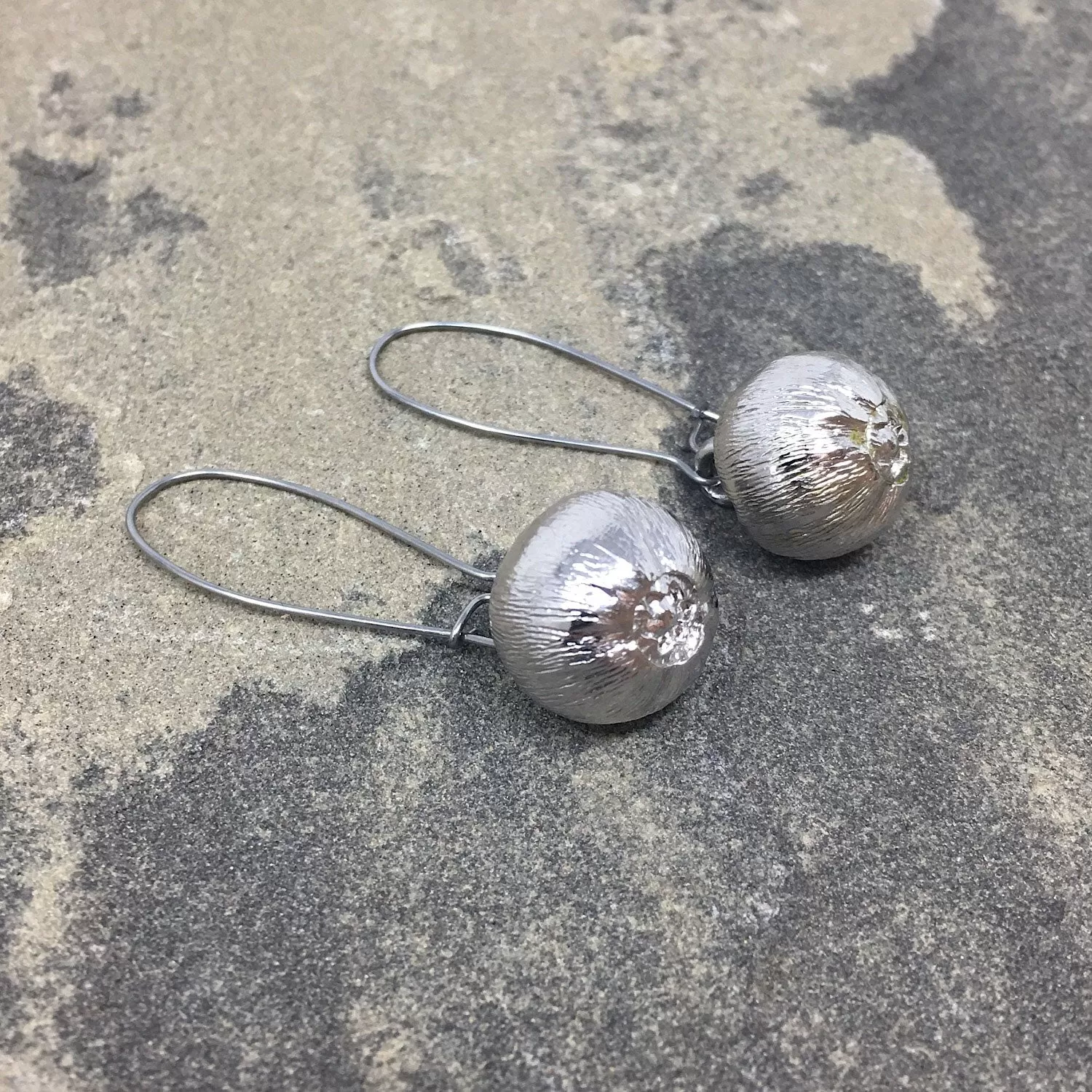 ZAPATA frosted silver earrings